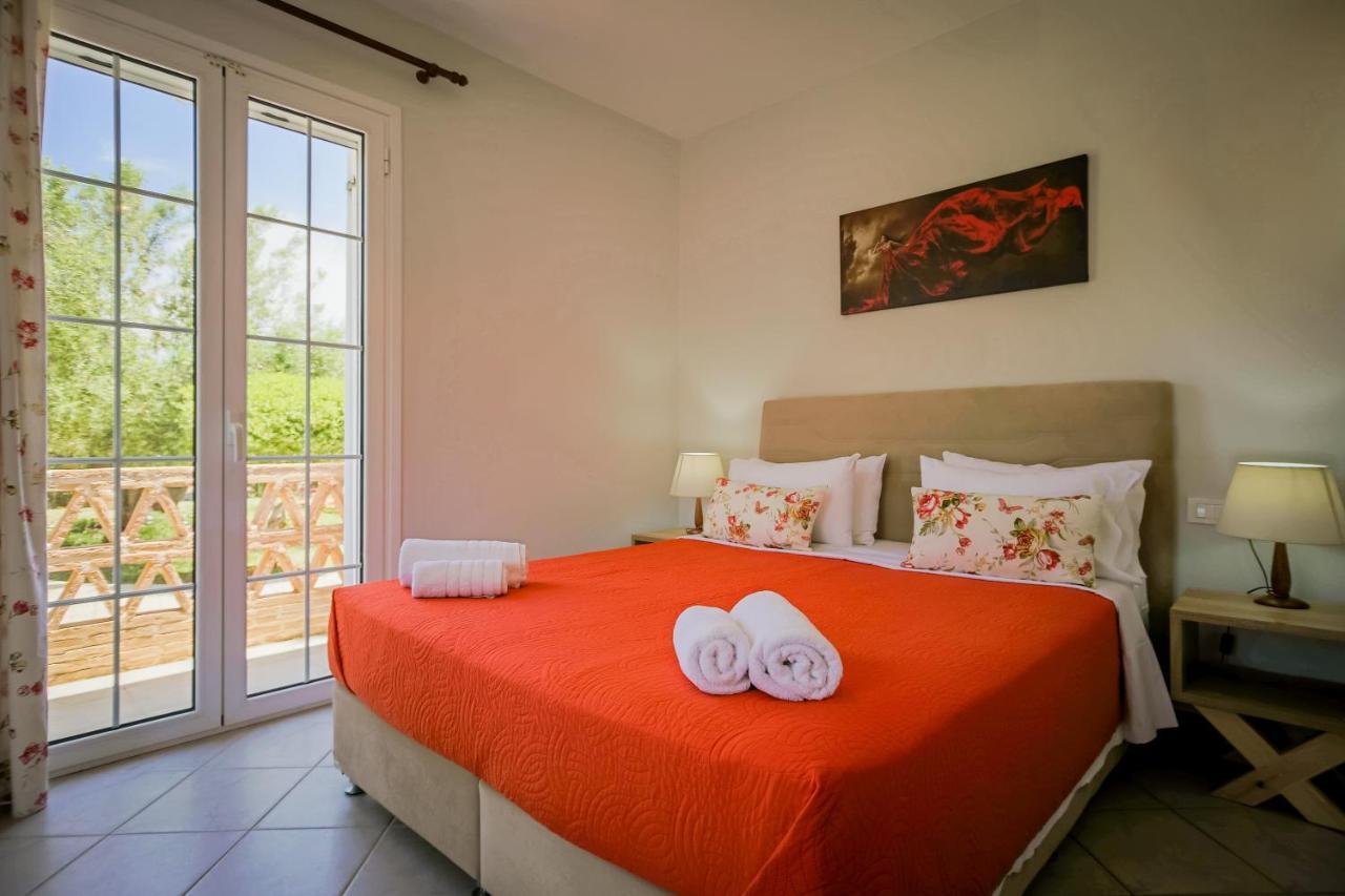 Porto Gerakas Villas Vasilikí エクステリア 写真